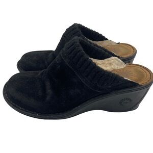 UGG Australia Black Suede Shearling Wedge Clogs Slip on Mules Sz 7